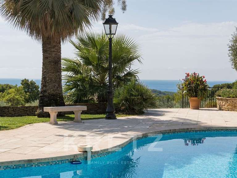 Maison avec Vue sur mer La Cadière-d'Azur - 250m²
