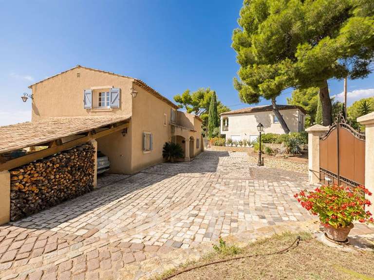 Maison avec Vue sur mer La Cadière-d'Azur - 250m²