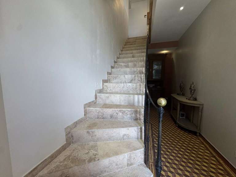 Maison La Calmette - 4 chambres - 350m²