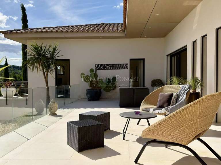 Villa La Capelle-et-Masmolène - 5 chambres - 470m²