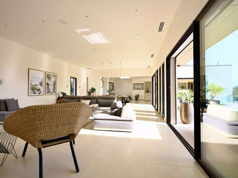 Villa La Capelle-et-Masmolène - 5 chambres - 470m²