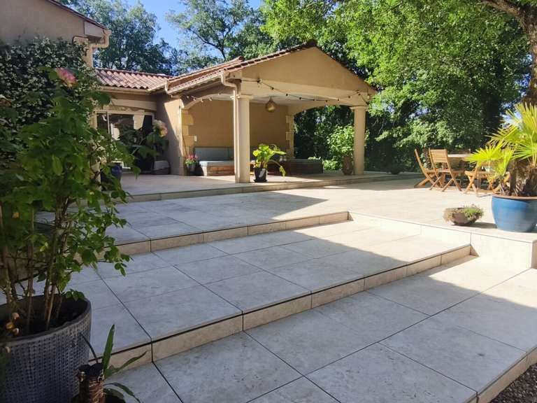 Maison La Cassagne - 5 chambres - 202m²