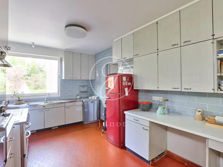 Apartment La Celle-Saint-Cloud - 6 bedrooms - 207m²