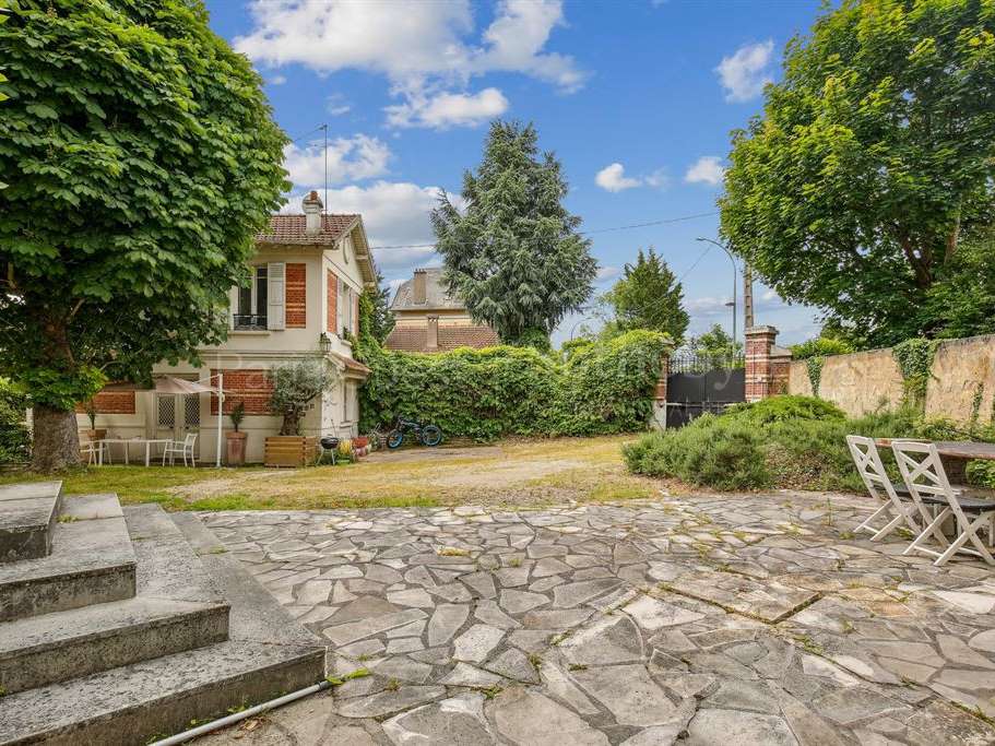 Hôtel particulier La Celle-Saint-Cloud