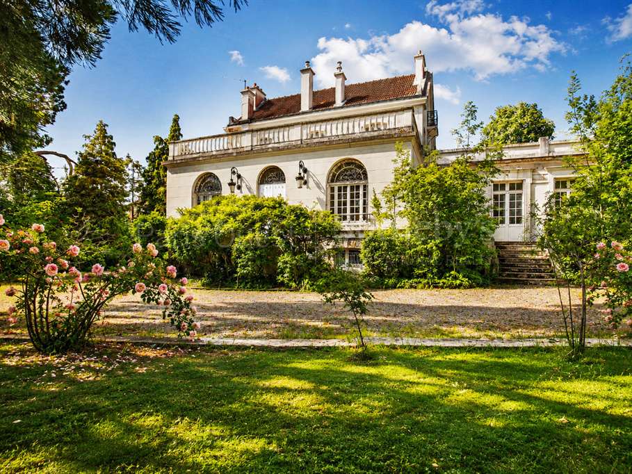 Hôtel particulier La Celle-Saint-Cloud