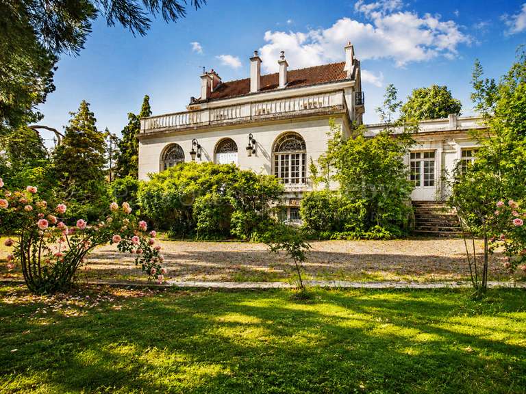 Hôtel particulier La Celle-Saint-Cloud - 5 chambres - 545m²