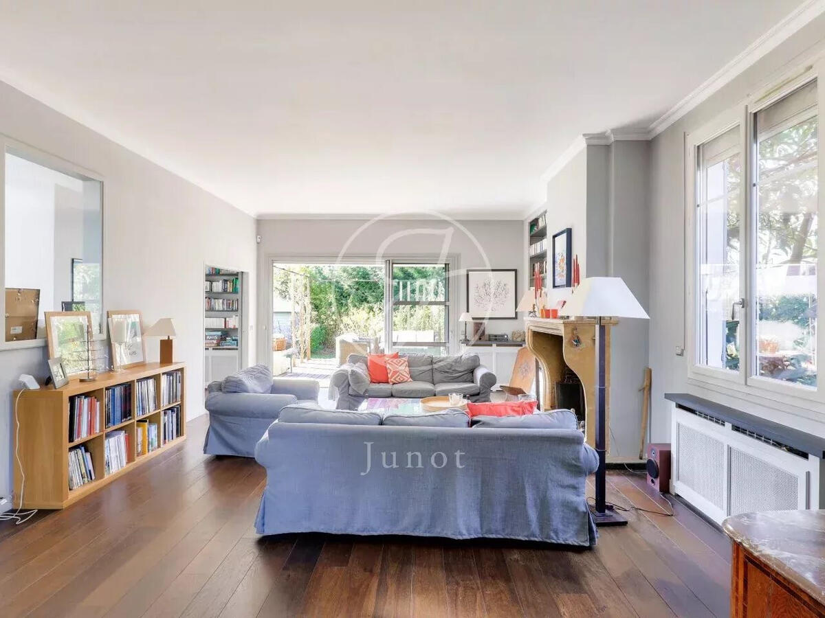 House La Celle-Saint-Cloud
