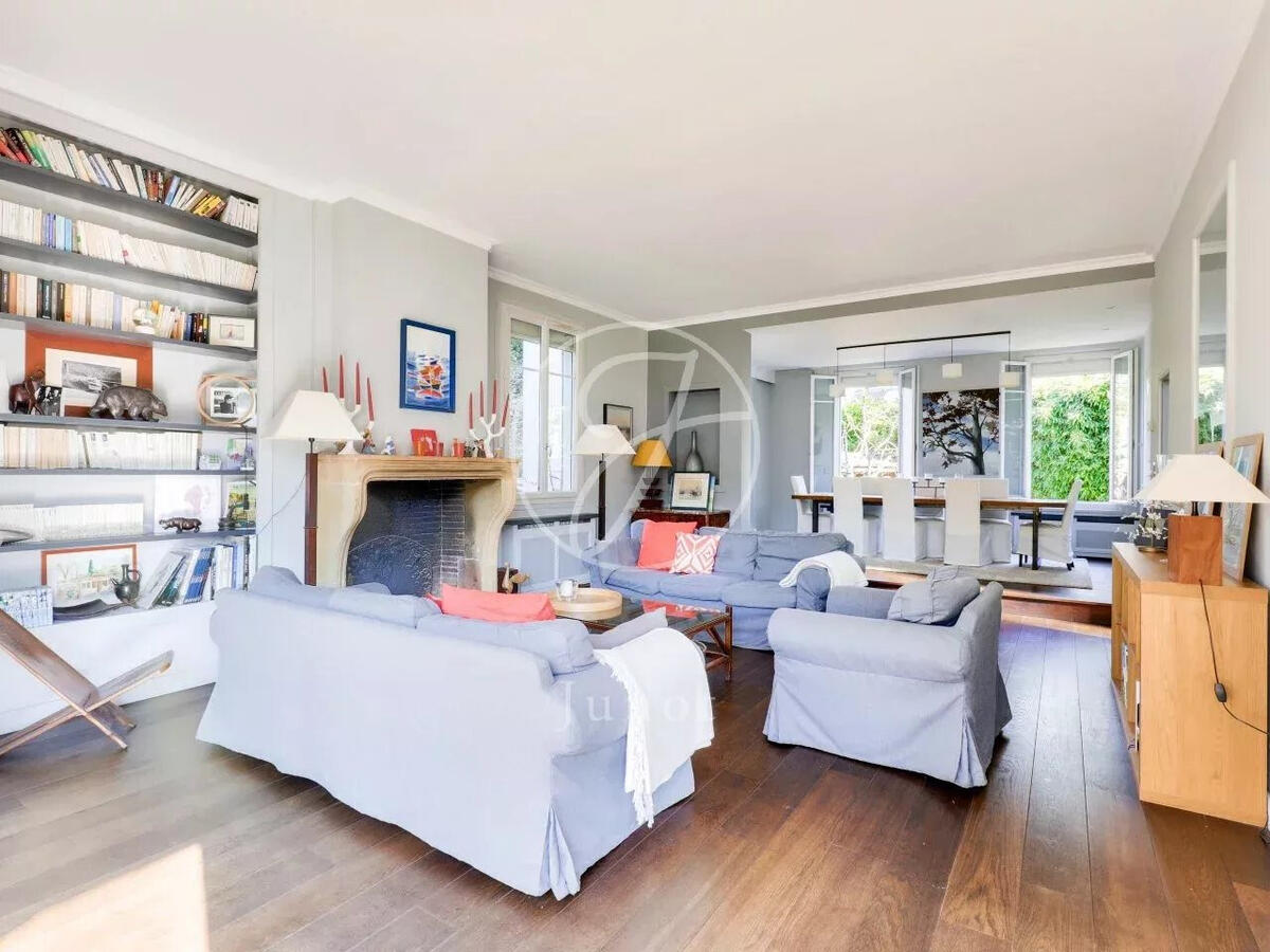 House La Celle-Saint-Cloud