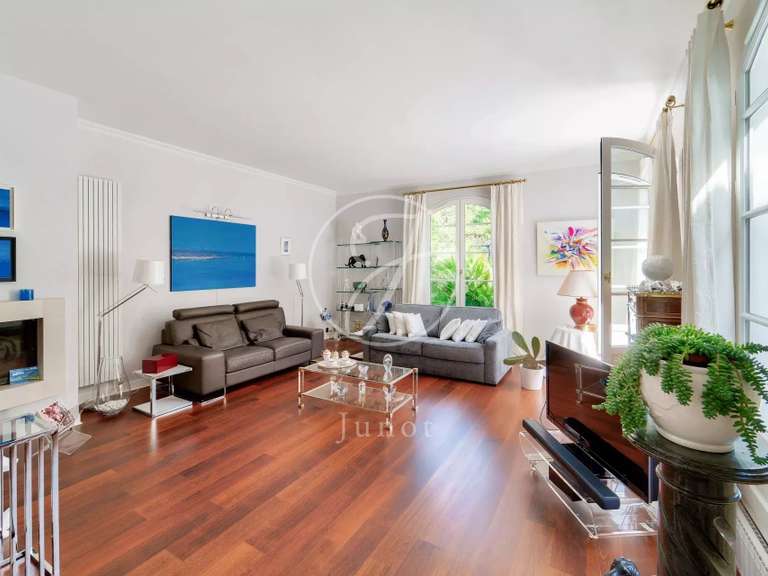 House La Celle-Saint-Cloud - 4 bedrooms - 145m²
