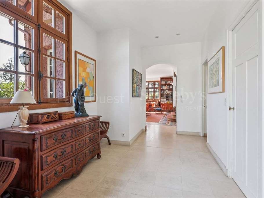 House La Celle-Saint-Cloud