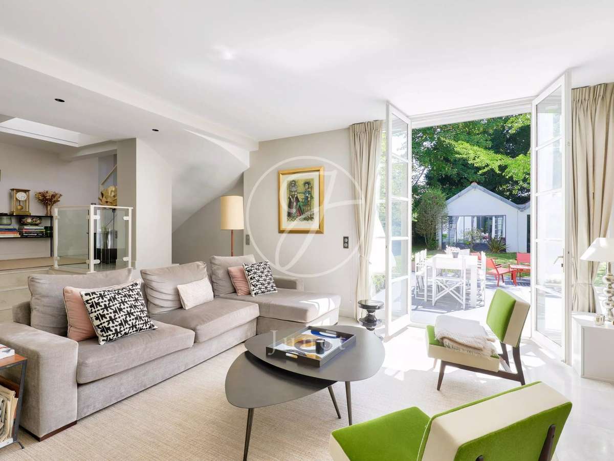 House La Celle-Saint-Cloud