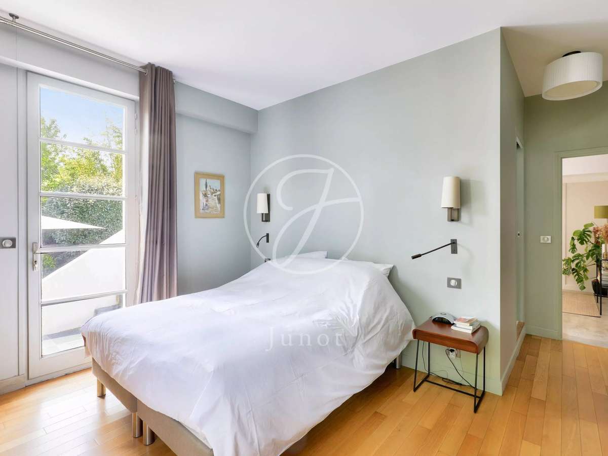 House La Celle-Saint-Cloud