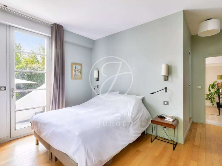 Maison La Celle-Saint-Cloud - 4 chambres - 180m²