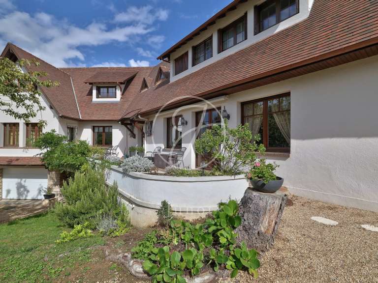 Maison La Celle-Saint-Cloud - 5 chambres - 330m²