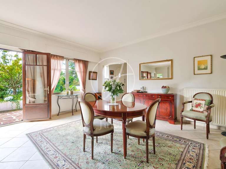 Maison La Celle-Saint-Cloud - 5 chambres - 330m²