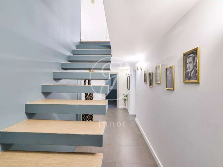 Maison La Celle-Saint-Cloud - 5 chambres - 240m²