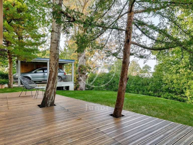 Maison La Celle-Saint-Cloud - 5 chambres - 240m²