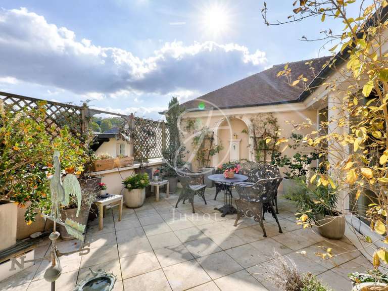 Maison La Celle-Saint-Cloud - 5 chambres - 298m²