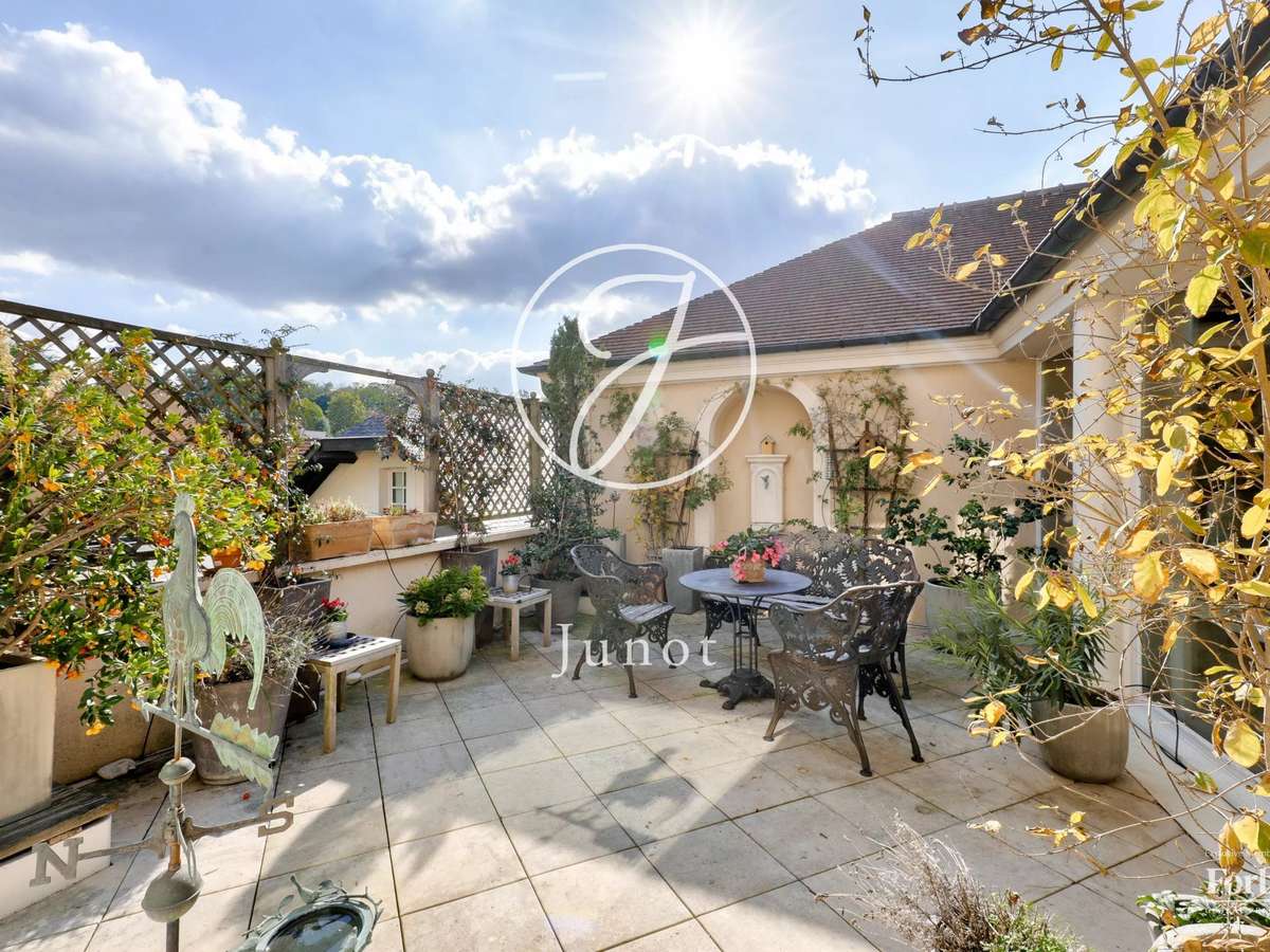 House La Celle-Saint-Cloud