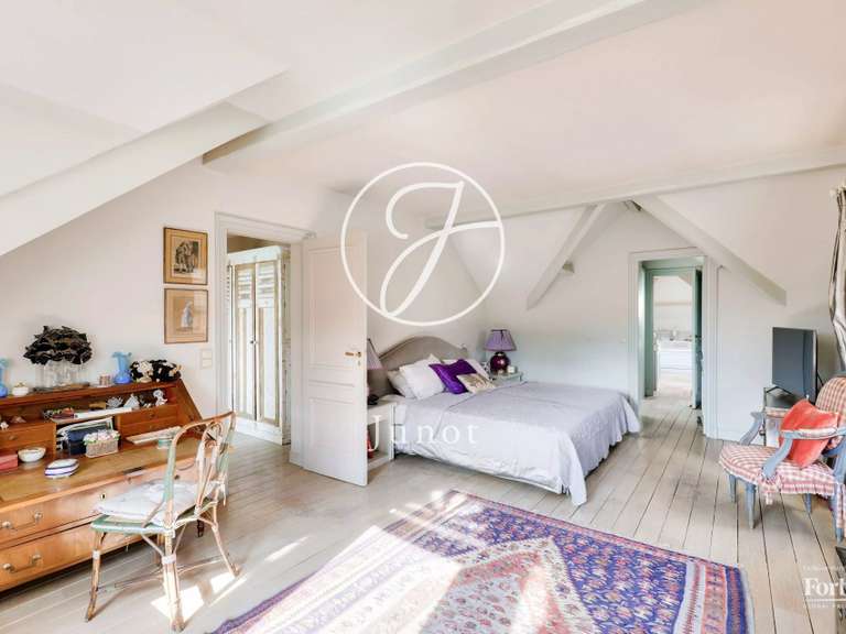 Maison La Celle-Saint-Cloud - 5 chambres - 298m²