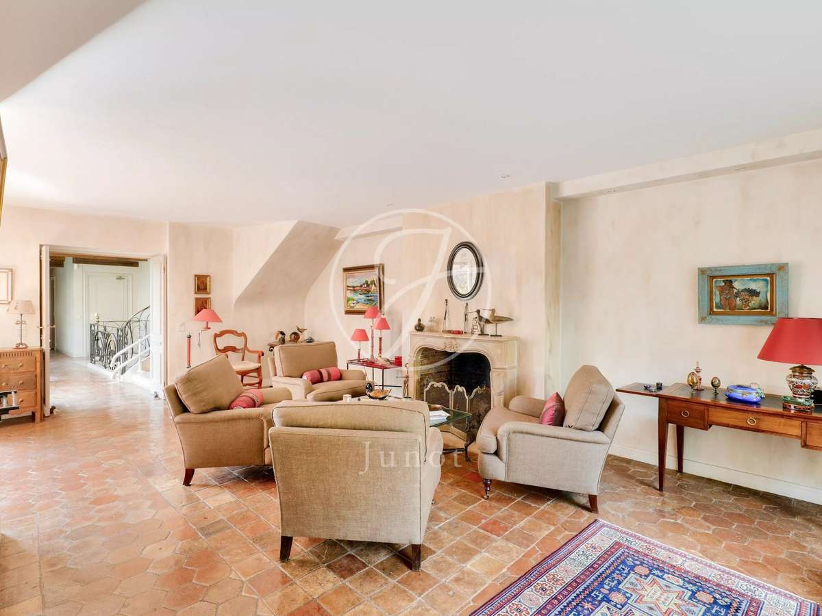 House La Celle-Saint-Cloud