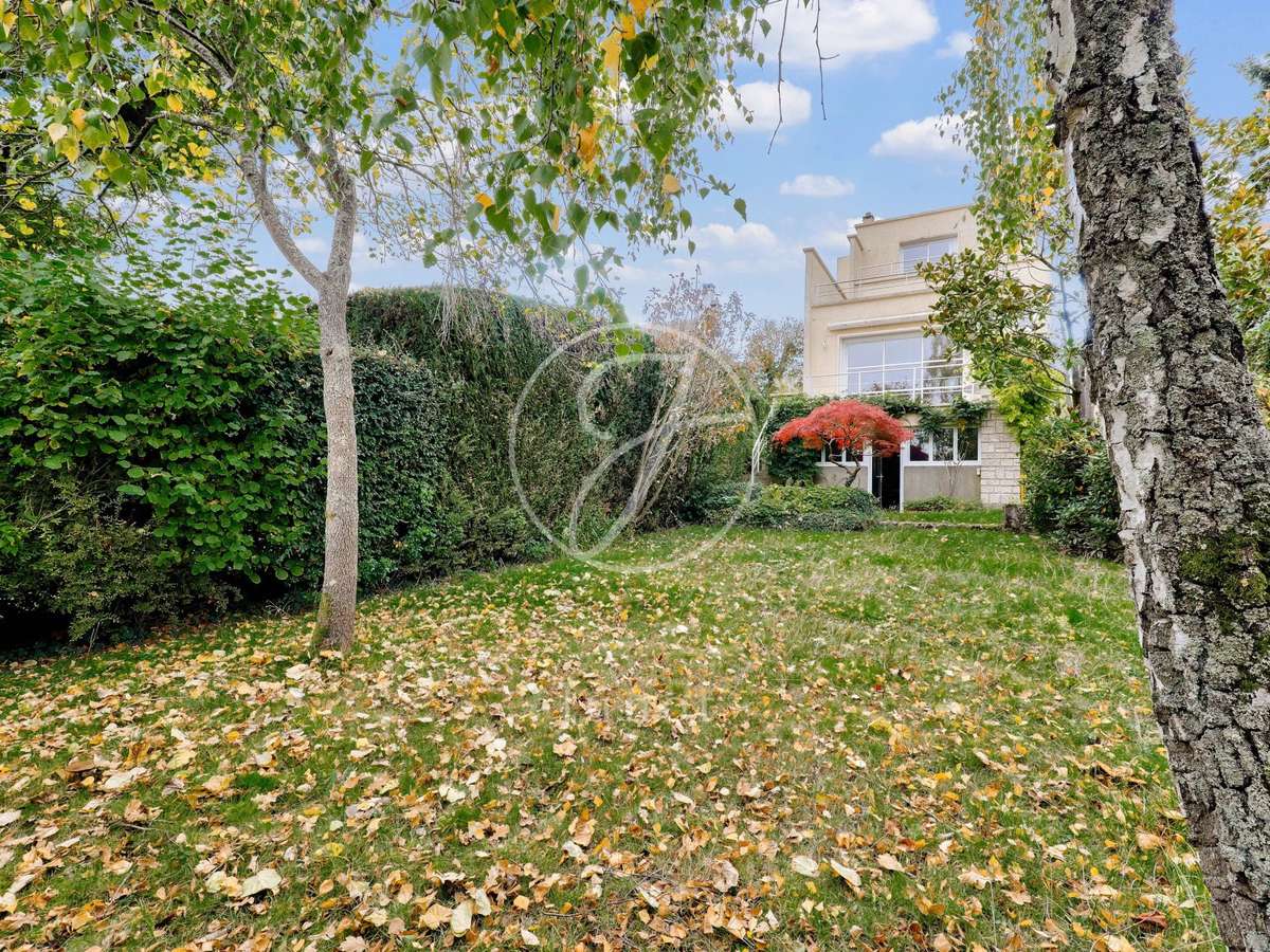 House La Celle-Saint-Cloud