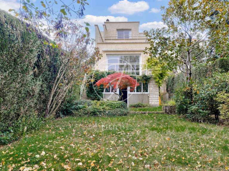 Maison La Celle-Saint-Cloud - 6 chambres - 451m²