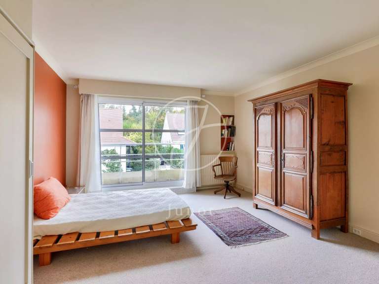 Maison La Celle-Saint-Cloud - 6 chambres - 451m²