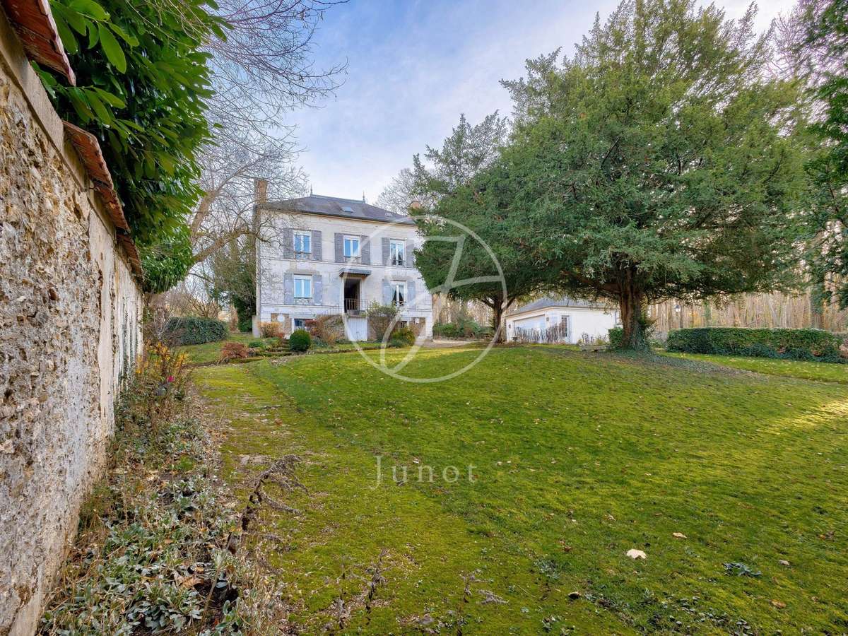 House La Celle-Saint-Cloud