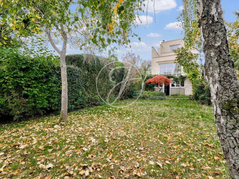 Maison La Celle-Saint-Cloud - 6 chambres - 451m²