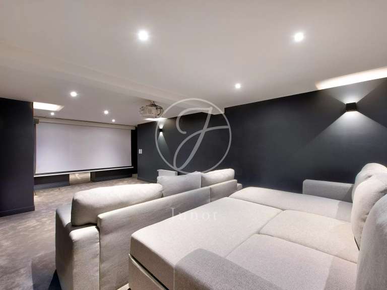 Maison La Celle-Saint-Cloud - 6 chambres - 326m²