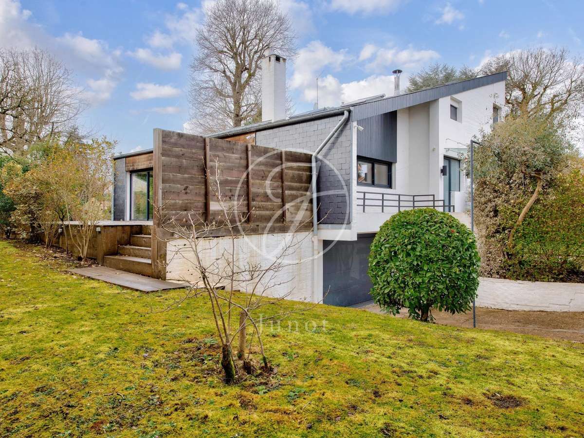 House La Celle-Saint-Cloud