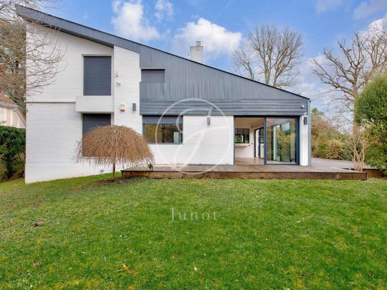 Maison La Celle-Saint-Cloud - 6 chambres - 326m²
