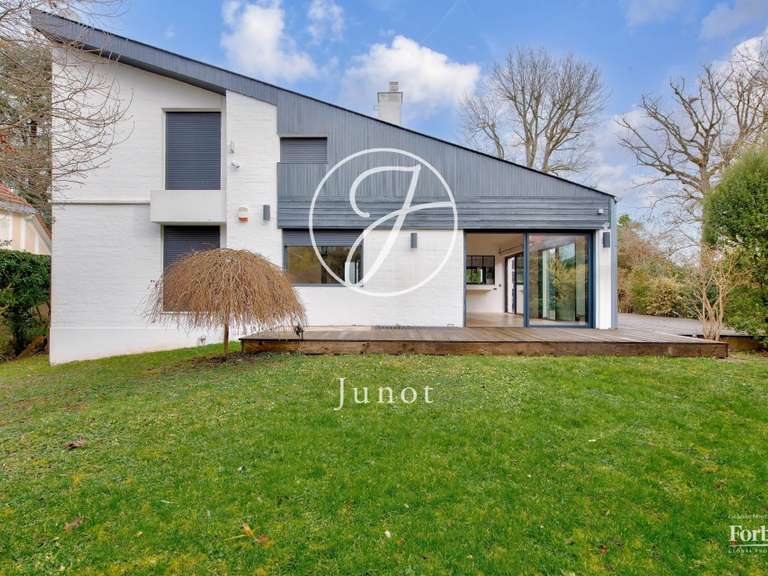 Maison La Celle-Saint-Cloud - 6 chambres - 326m²