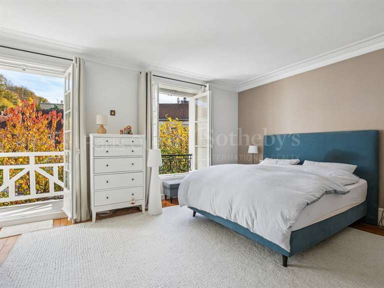 Maison La Celle-Saint-Cloud - 4 chambres - 222m²