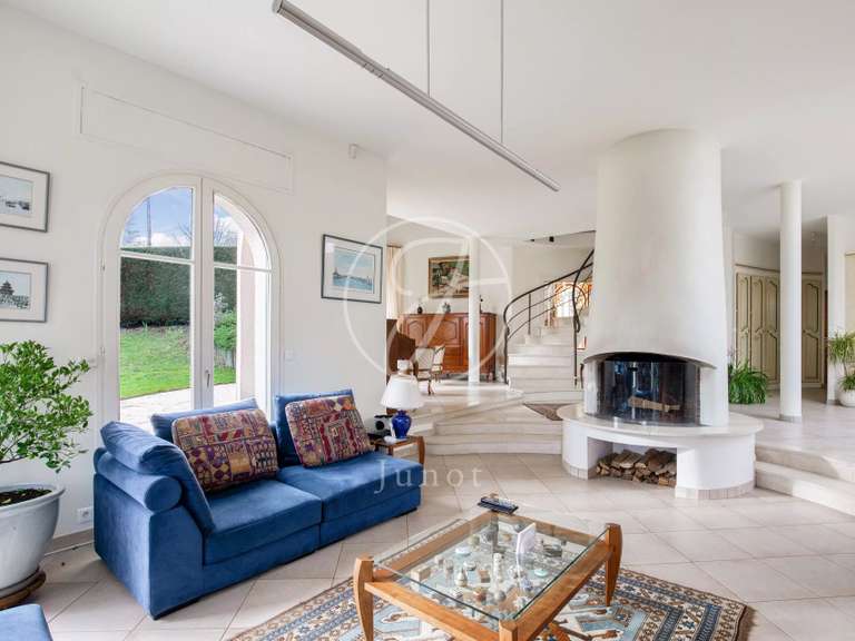 Maison La Celle-Saint-Cloud - 4 chambres - 323m²