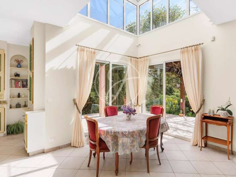 Maison La Celle-Saint-Cloud - 4 chambres - 323m²