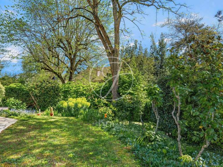 Maison La Celle-Saint-Cloud - 4 chambres - 323m²