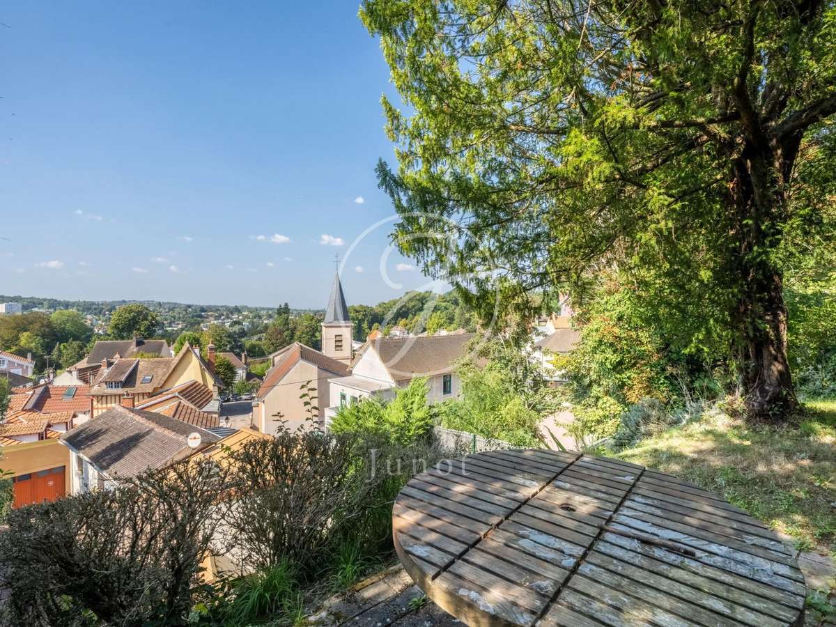 House La Celle-Saint-Cloud