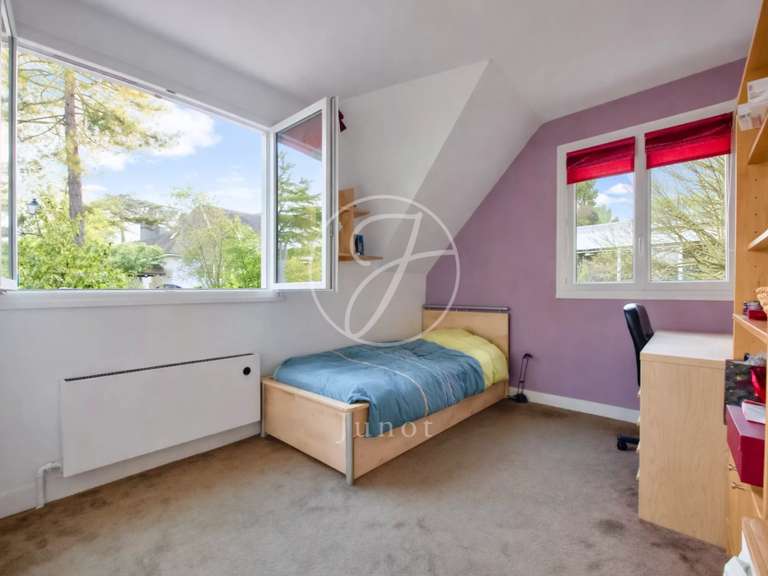 Maison La Celle-Saint-Cloud - 5 chambres - 320m²