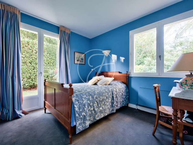 Maison La Celle-Saint-Cloud - 5 chambres - 320m²