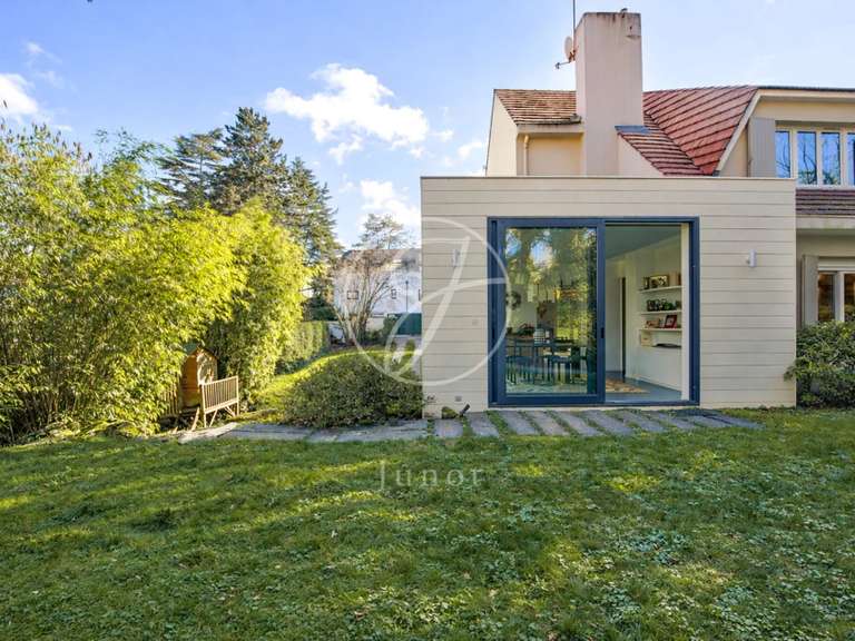 Maison La Celle-Saint-Cloud - 5 chambres - 320m²