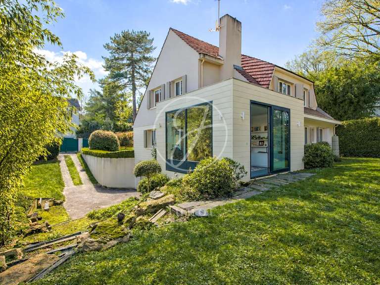Maison La Celle-Saint-Cloud - 5 chambres - 320m²
