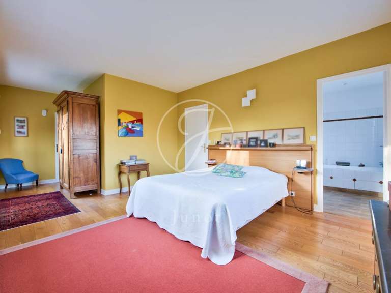 Maison La Celle-Saint-Cloud - 5 chambres - 320m²