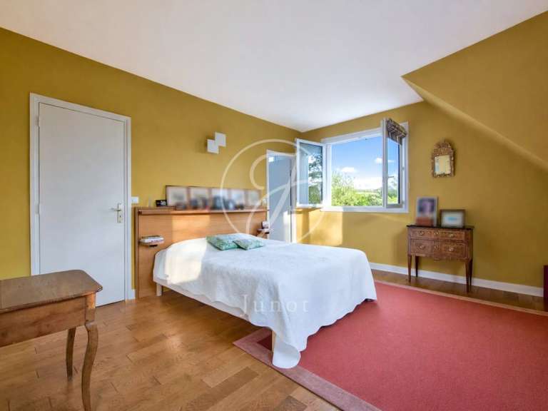 Maison La Celle-Saint-Cloud - 5 chambres - 320m²