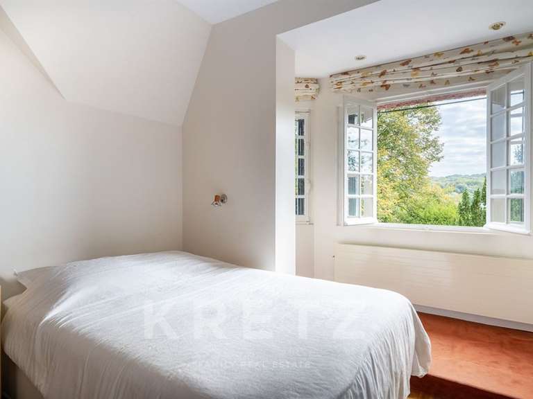 Maison La Celle-Saint-Cloud - 5 chambres - 328m²