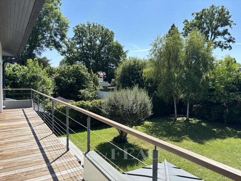 Maison La Celle-Saint-Cloud - 5 chambres - 442m²