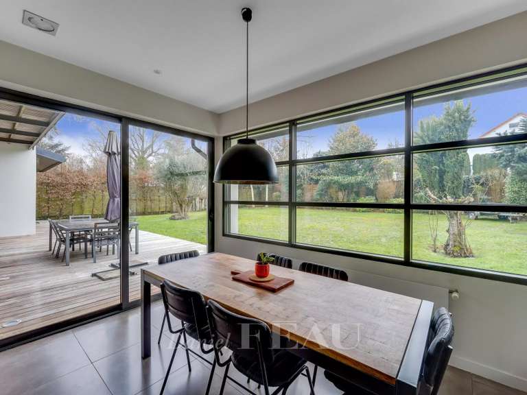 Maison La Celle-Saint-Cloud - 5 chambres - 442m²