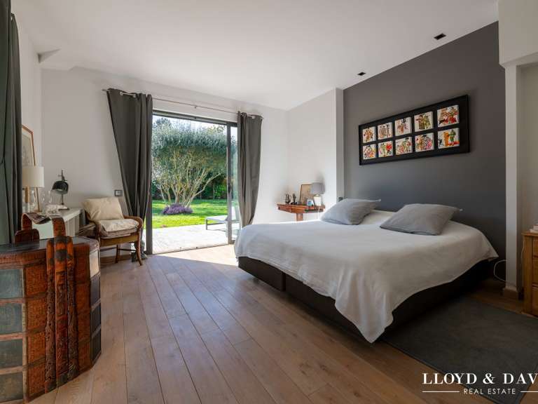 Maison La Celle-Saint-Cloud - 5 chambres - 335m²