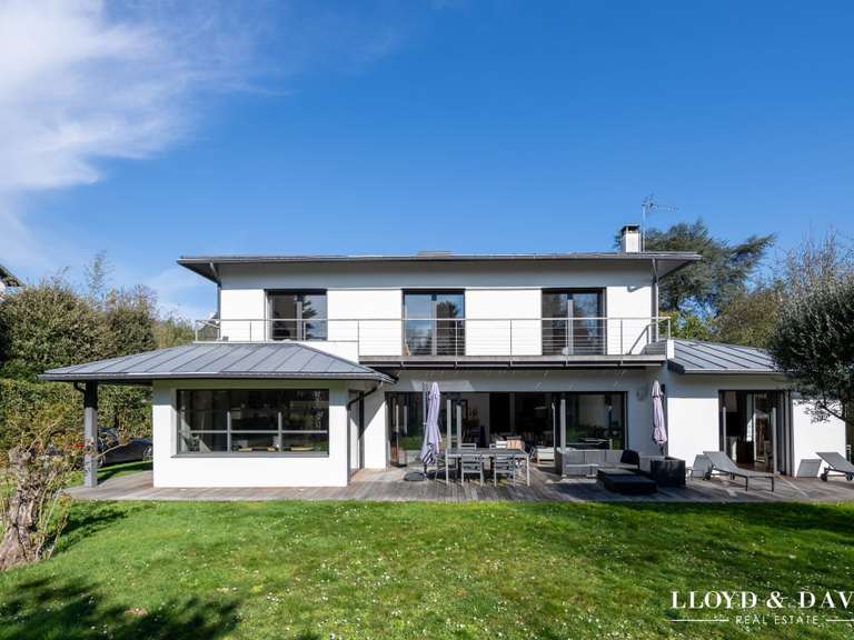 House La Celle-Saint-Cloud - 5 bedrooms - 335m²